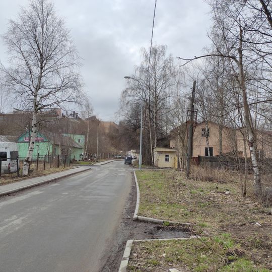 Neglinskaya Embankment