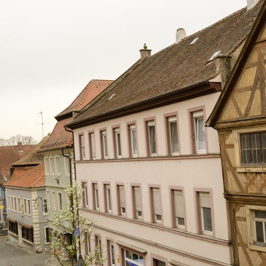 Wohn- und Geschäftsheus