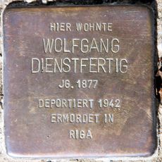 Stolperstein en memoria de Wolfgang Dienstfertig