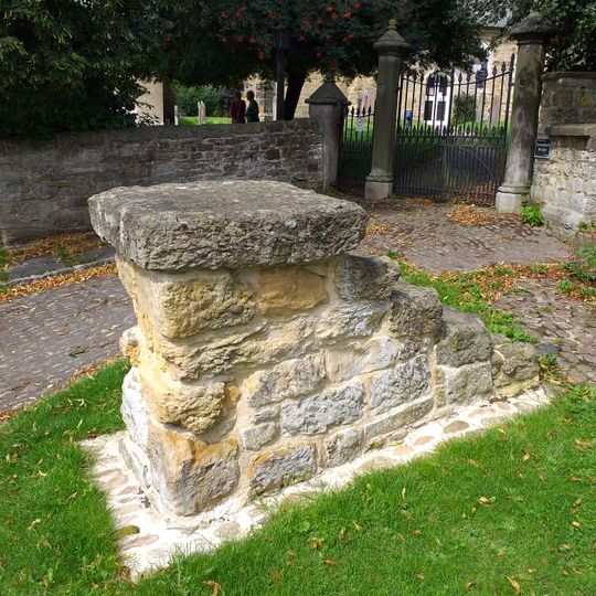 Mounting Block Approximately 6 Metres To South West Of South Gate To Church Of St Mary