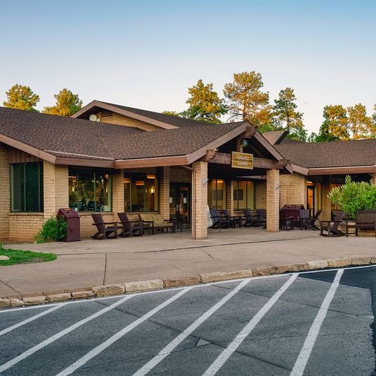 Yavapai Lodge