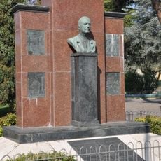 Monumento a Dall'Oca Bianca