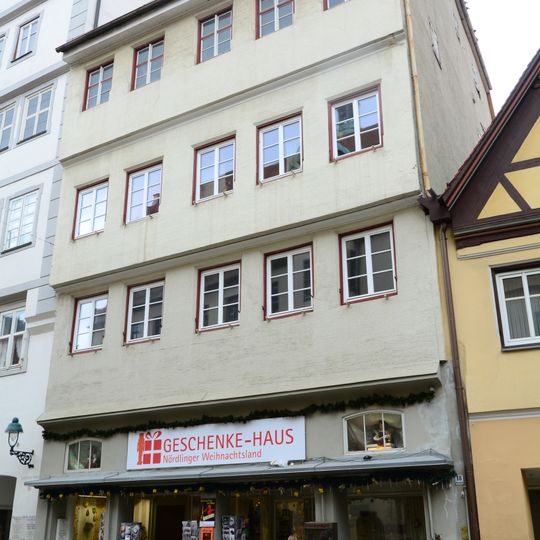 Wohn- und Geschäftshaus