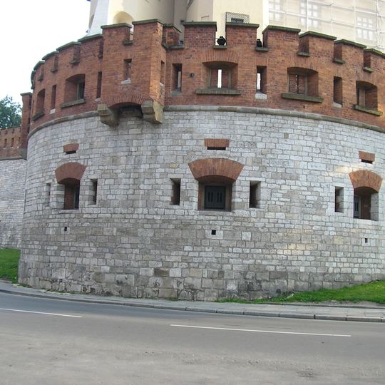 Obwarowania nowożytne z bastionami , Pod Kurzą Stopką i…