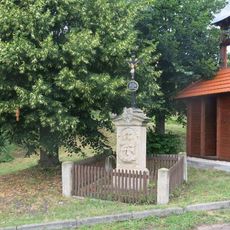Kříž u zvoničky v Prachově
