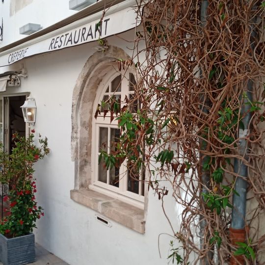 Au pot d'étain
