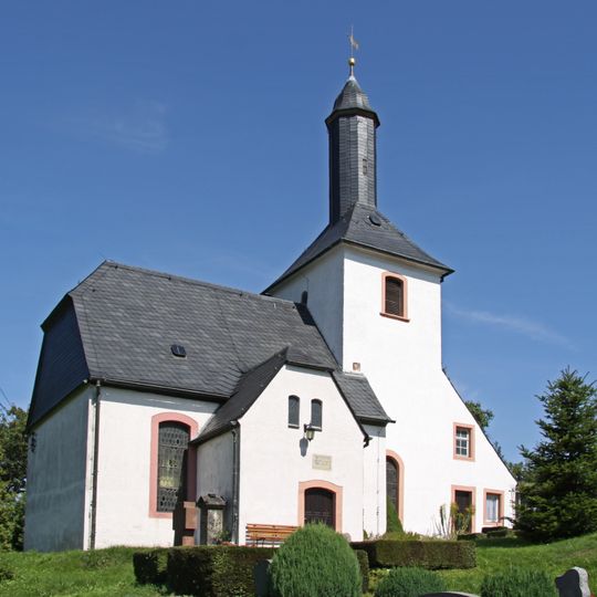Sachgesamtheit Dorfkirche und Kirchhof Seifersdorf, mit den Einzeldenkmalen: Kirche, Einfriedungsmauer, Kriegerdenkmal für die Gefallenen des 1. Weltkrieges und Grabmal für Eva Rosine Ehrlich (siehe Einzeldenkmalliste - Obj. 09207824, gleiche Ansch