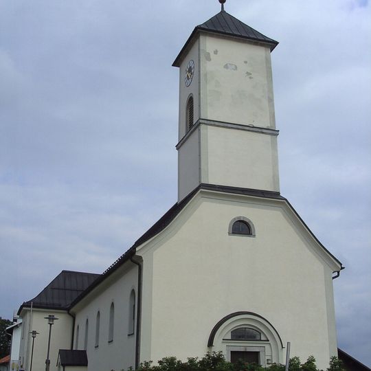 Katholische Pfarrkirche St. Leopold