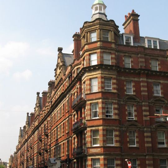 Clarence Gate Gardens