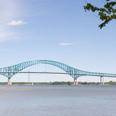 Laviolette Bridge