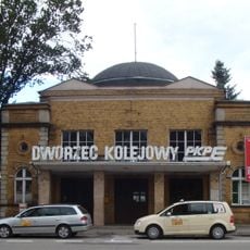 Dworzec kolejowy Nowy