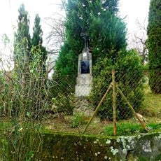 Kříž u č.p. 25 v Dunicích