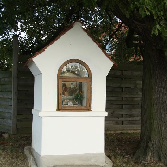Výklenková kaple ve Zberazi