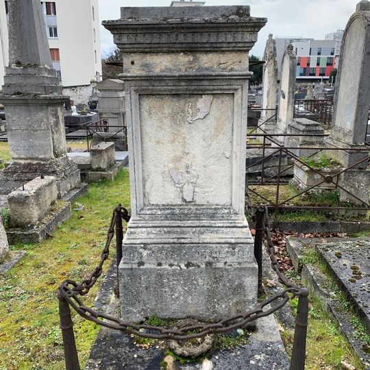 Tombeau des familles Crette et Caron