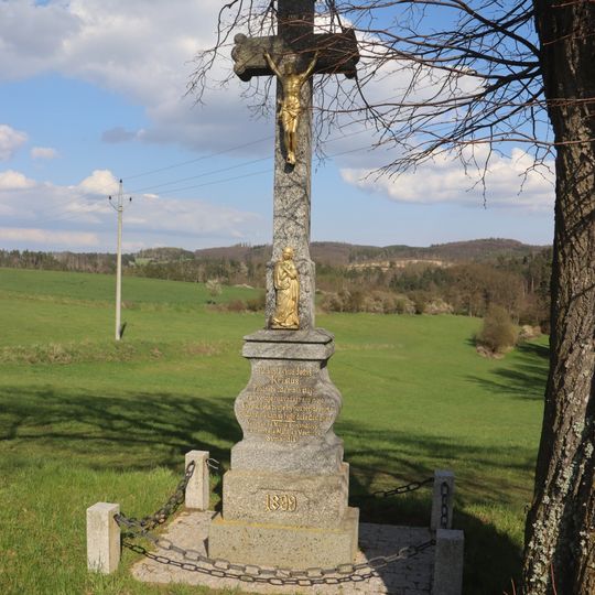 Kříž jižně od Malého Dešova