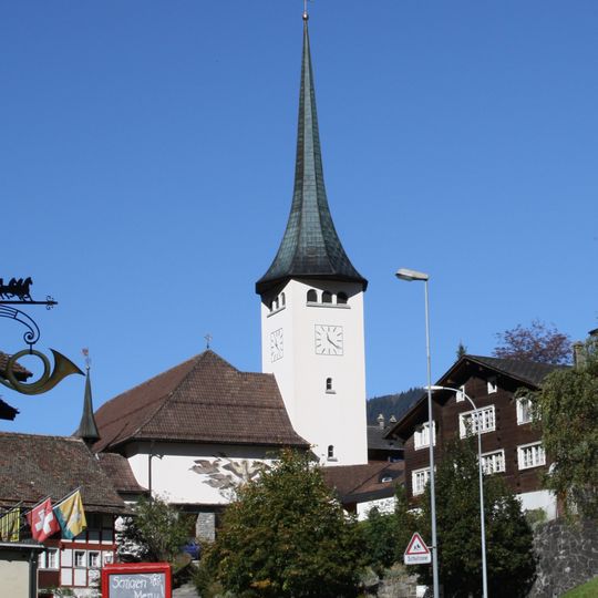 Kirche St. Verena mit Friedhof
