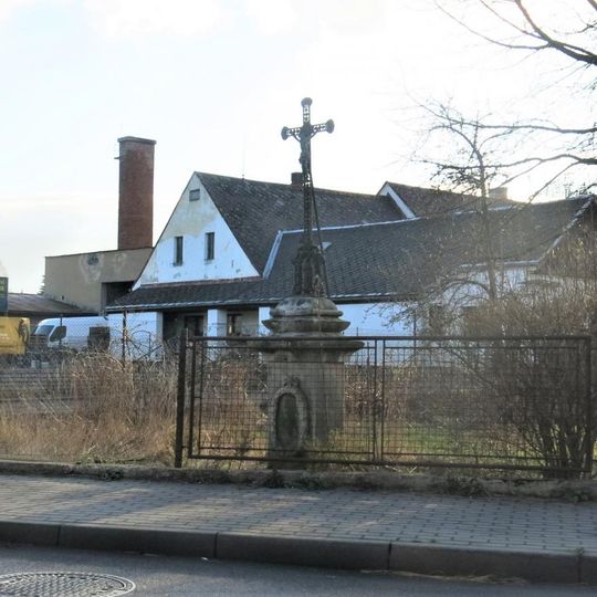 Kříž poblíž domu 649 v Raspenavě