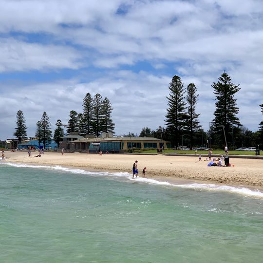 Elwood Beach