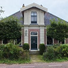 In eclectische trant gebouwd woonhuis, als type ook wel aangeduid met rentenierswoning