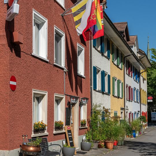 Strassenzeile Neue Wiese