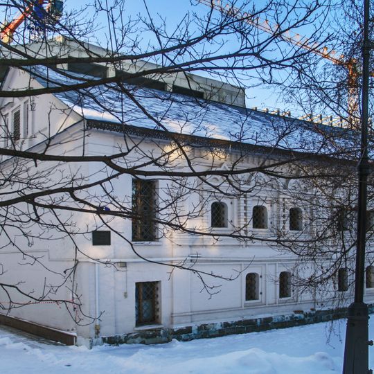 Лаврушинский перeулок 6