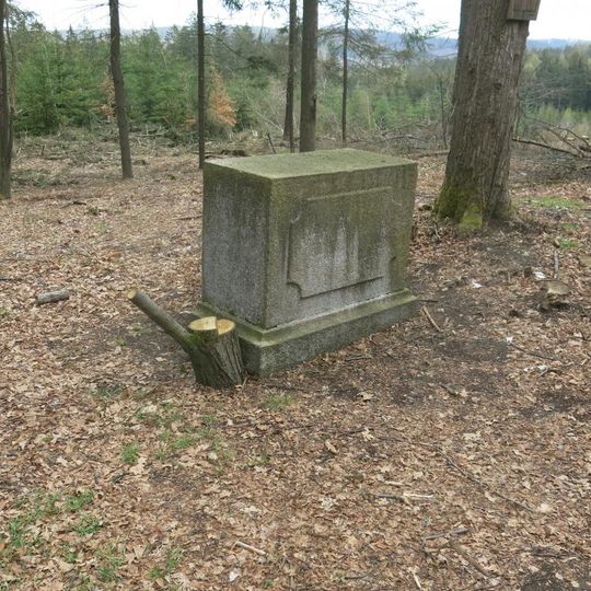 Podstavec kapličky křížové cesty na vrchu Jáchym