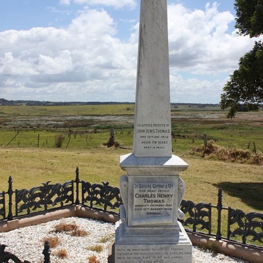 Thomas Family Grave