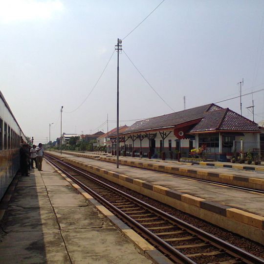 Haurgeulis railway station