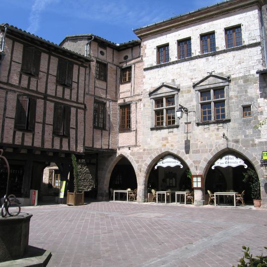 Maison, place Publique