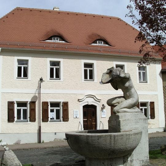 Wohnhaus in halboffener Bebauung Rudolf-Winkelmann-Straße 3