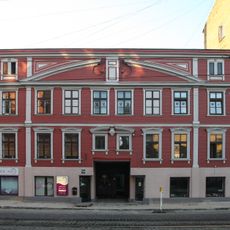 Saimniecības ēkas (2)