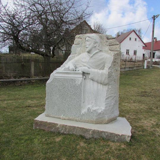 Plastika Mistr Jan Hus ve Vlásenici