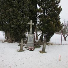 Kříž na severním okraji Veselé u hřbitova