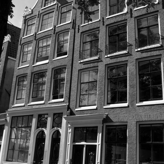 Kromme Waal 16, Amsterdam