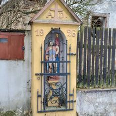 Kaplička západně od Líšťan