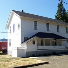 Lewisburg Hall and Warehouse Company Building