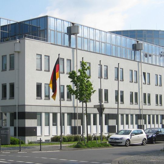 Heinrich-Konen-Straße 1