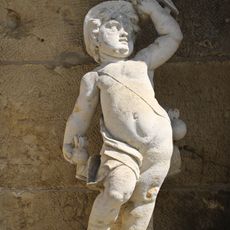 Statue