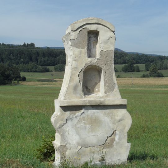 Wayside cross in Vápenná