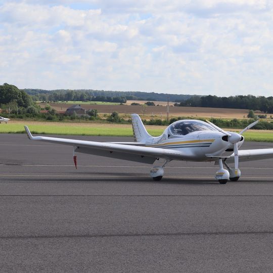 Charleville-Mézières Airport
