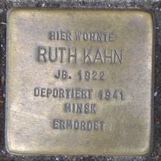 Stolperstein en memoria de Ruth Kahn