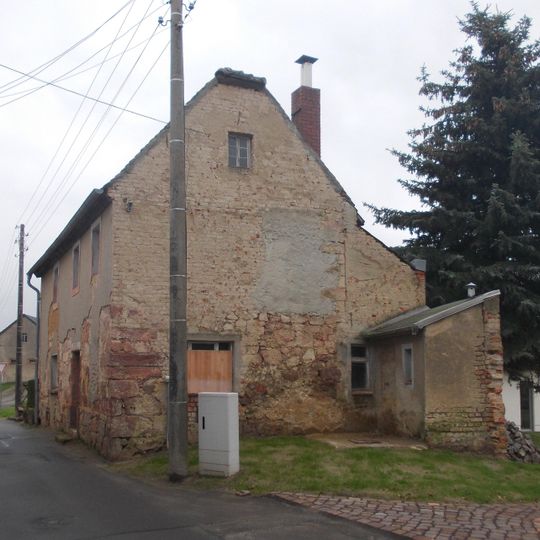 Wohnhaus in offener Bebauung Marienstraße 26