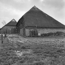 Veeningen 42, Veeningen