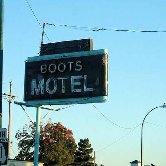 Boots Motel