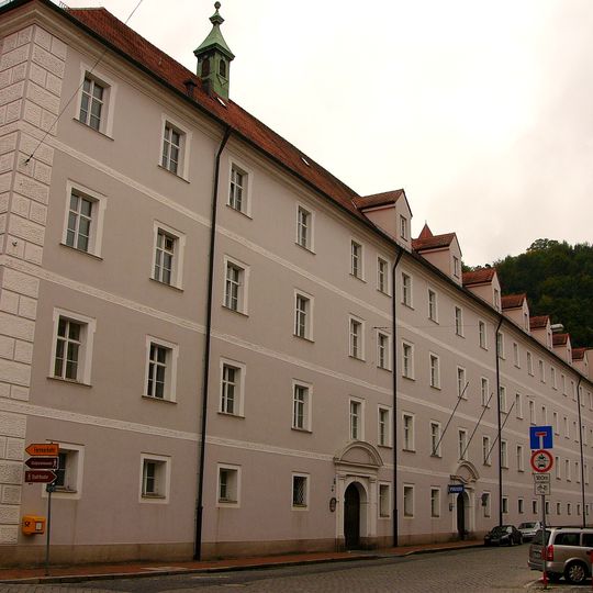 Neustadt 480, 480a, 480b