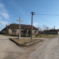 Kříž v křižovatce