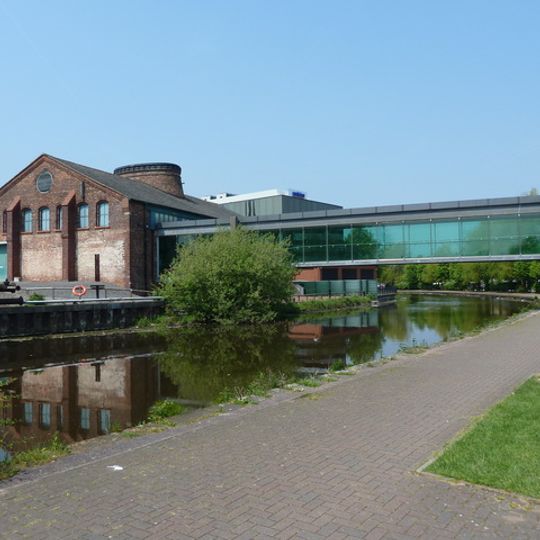 Tank House, World of Glass