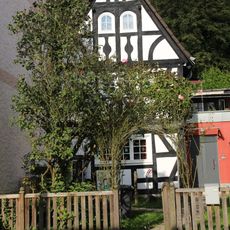 Hosterbacher Straße 16