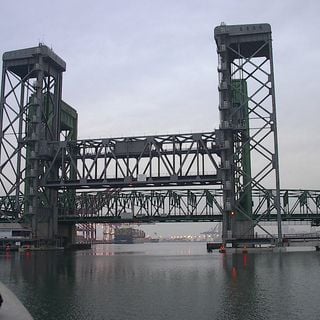 Commodore Schuyler F. Heim Bridge