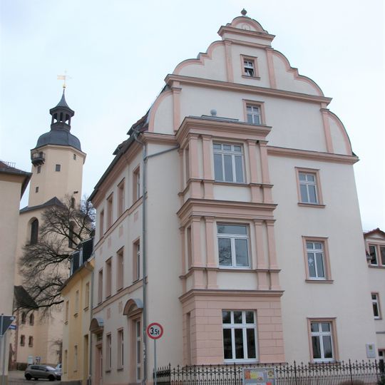 Wohnhaus in Ecklage Schloßplatz 6